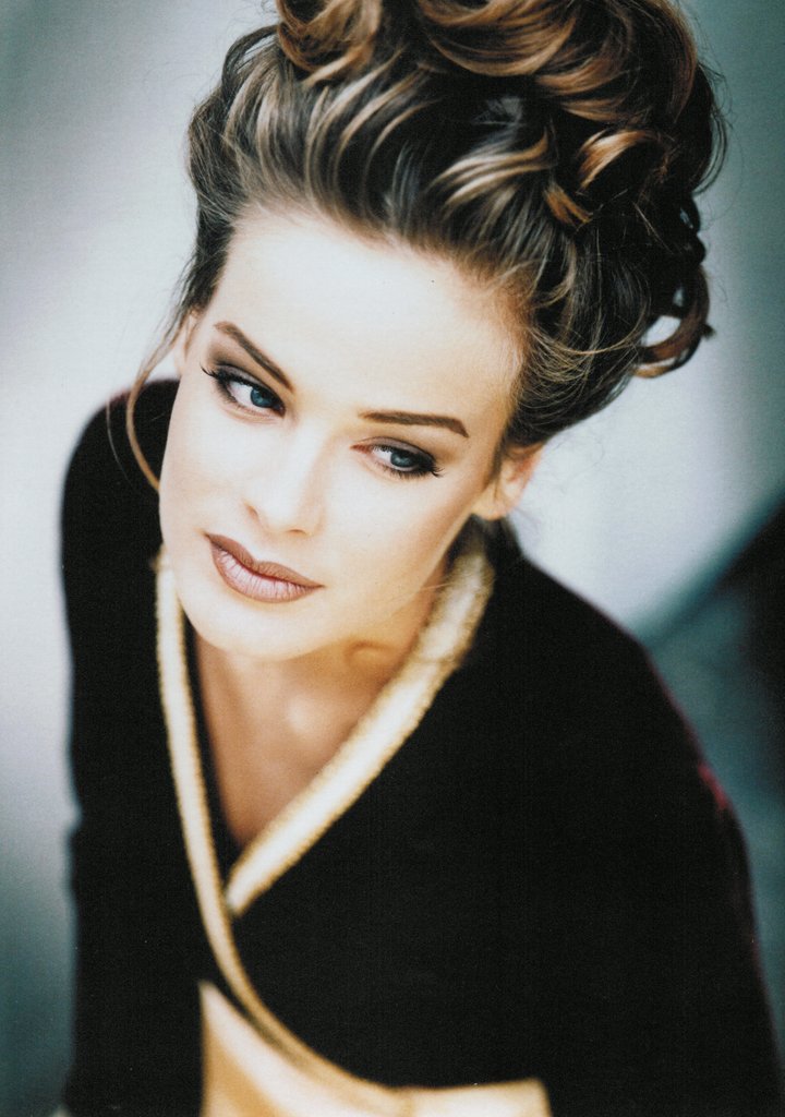 Heidi Albertsen — Beauty portfolio photograph 30